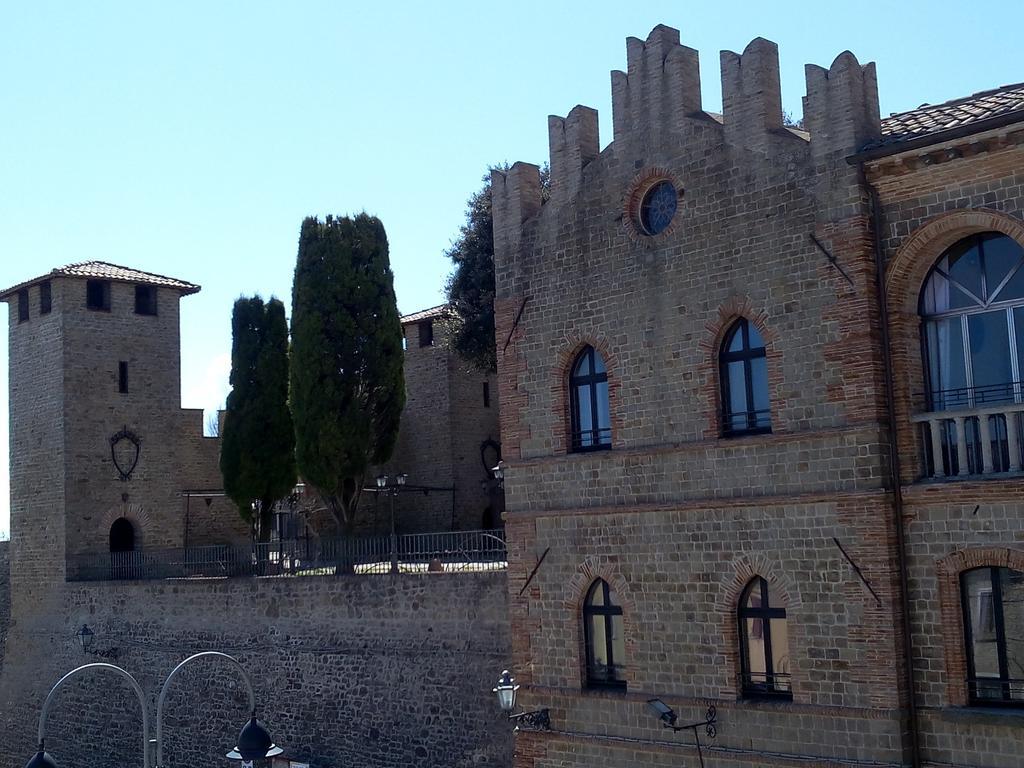 Albergo Diffuso - Il Poggetto Tra Urbino & San Marino Buitenkant foto
