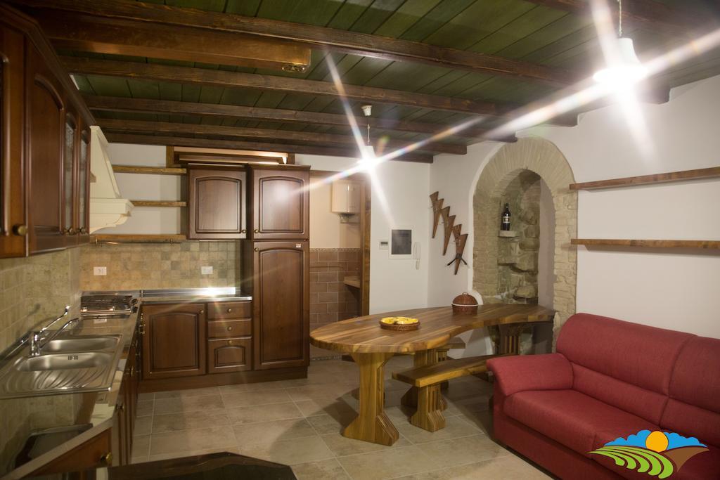 Albergo Diffuso - Il Poggetto Tra Urbino & San Marino Kamer foto