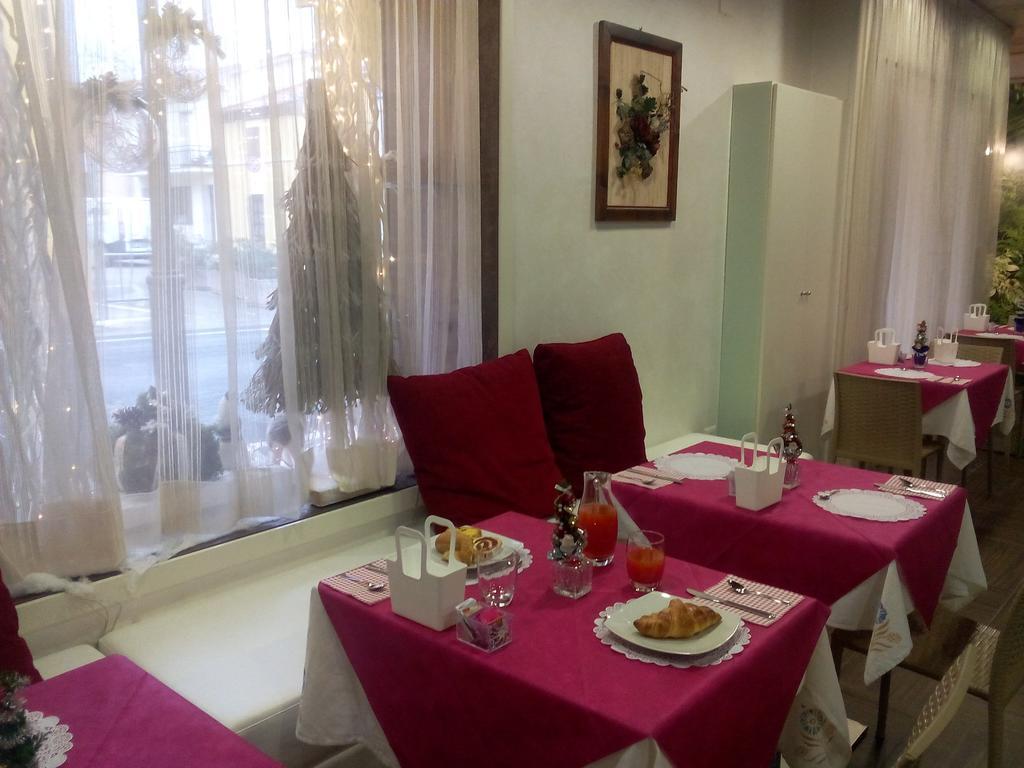 Albergo Diffuso - Il Poggetto Tra Urbino & San Marino Buitenkant foto