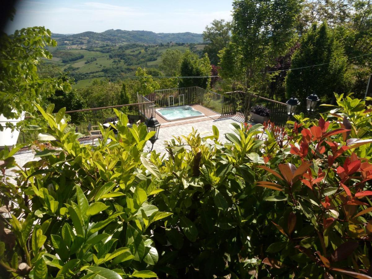 Albergo Diffuso - Il Poggetto Tra Urbino & San Marino Buitenkant foto